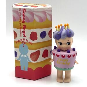 New Unbranded Kewpie/Angel Collectible Mini Figure, Blueberry BD Cake, Open Box